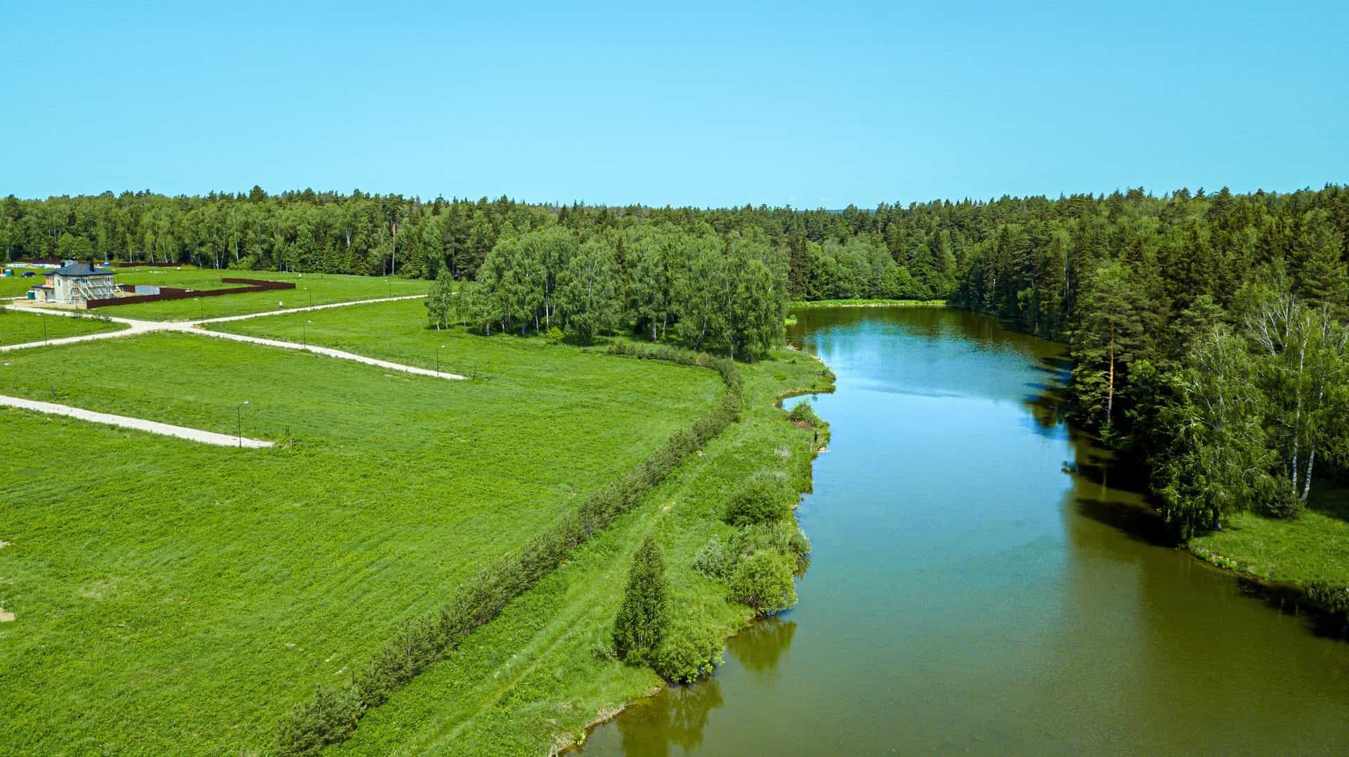 Участок V96, 10 соток, ИЖС, примыкает к хвойному лесу — КП Green Forest Club, Ступино - фото 2